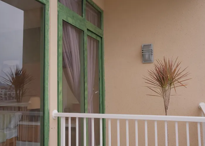 Aparthotel Lamhome Tuan Chau Island *